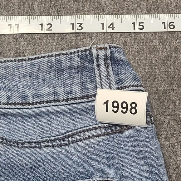 Maurices Women’s‎ Jeans 6 Light Blue Mid Rise Slim Straight Denim Pants Stretch - Picture 9 of 9